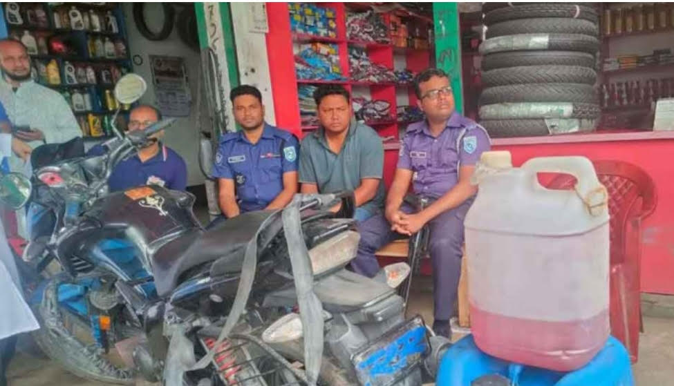 দেবীগঞ্জে খোলা বাজারে পেট্রোল বিক্রির দায়ে ব্যবসায়ীর কারাদণ্ড